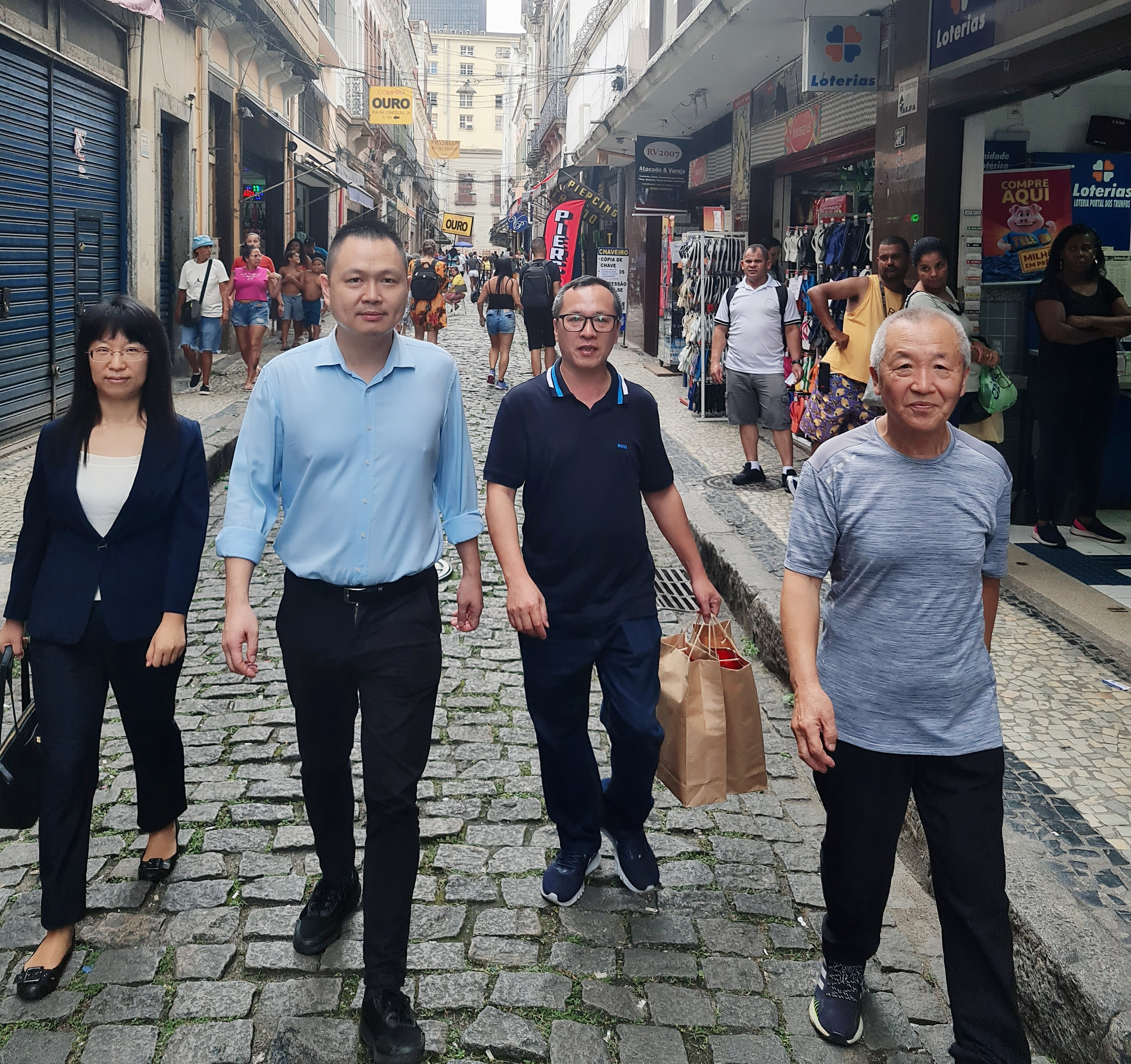 走访慰问里约侨胞-1.png